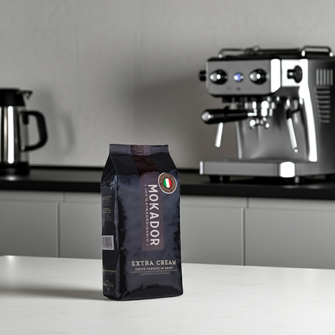 Kaffeevorrat 1kg: Mokador Extra Cream 70/30 – der Allrounder für Jura, Delonghi und Siemens Maschinen.