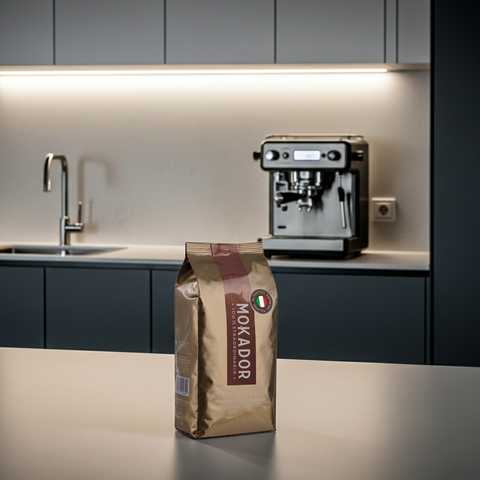Kaffeevorrat 1kg Schweiz: Mokador Espresso Oro – die goldene Mischung für Jura und Delonghi Maschinen.